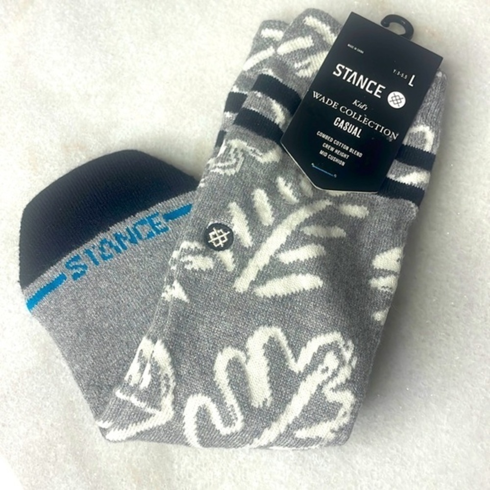 Stance Kids Wade Collection Crew Socks Gray White New Size Youth Large 3-5.5